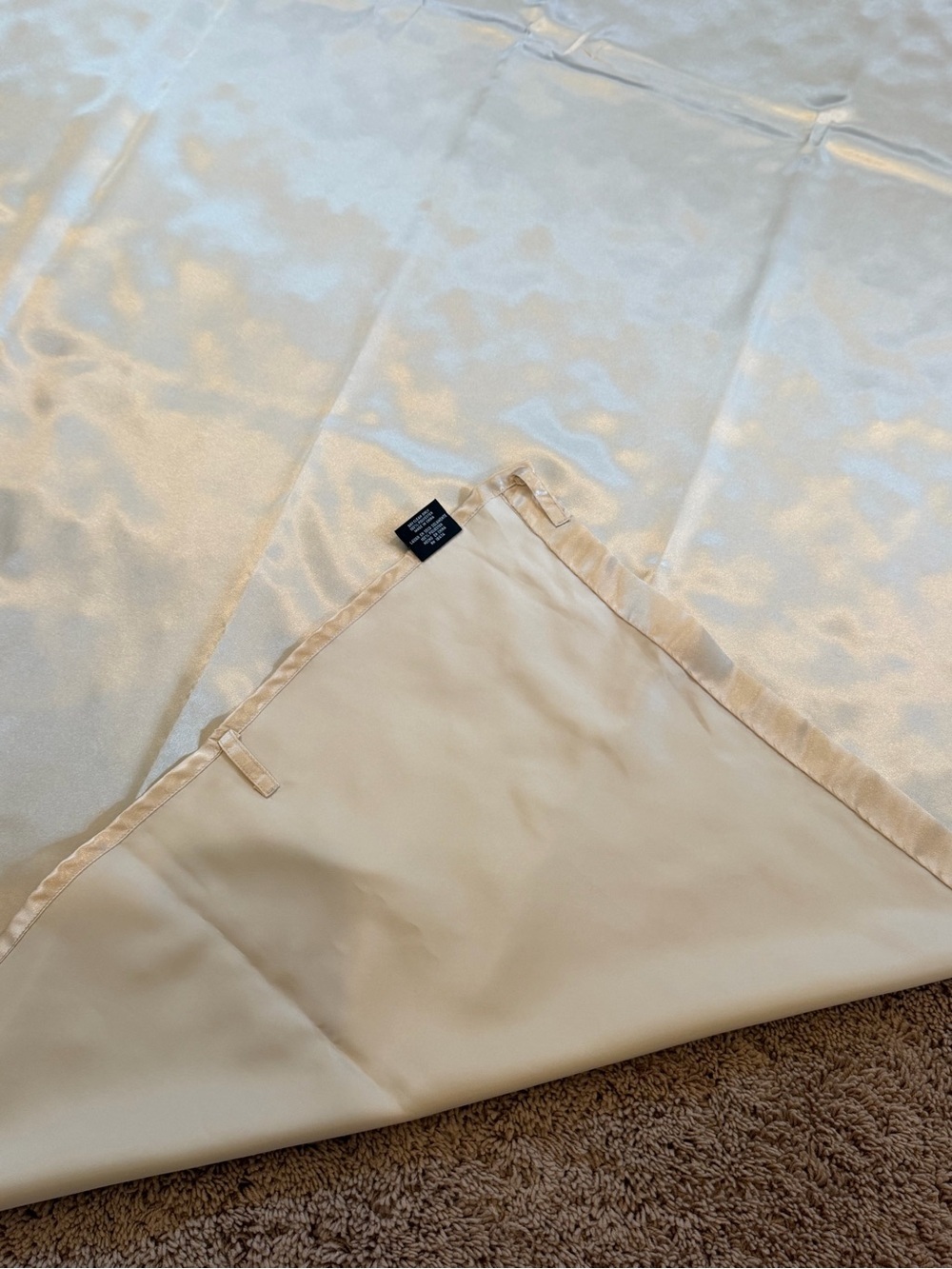 Nicole miller silky satin cream colored curtain panel 84 x 42 - Picture 9 of 9